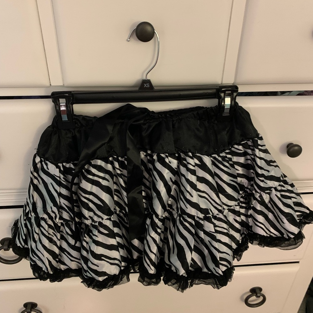 Size 7/8 zebra print skirt!